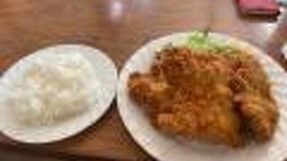 落ち着く洋食屋さん 