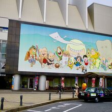 建物だけは立派ですが