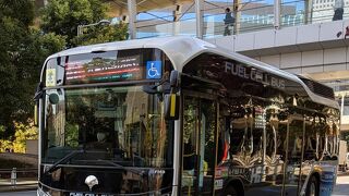 水素を使った燃料電池バス