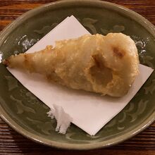 海老芋天ぷら(これがコースの中で一番美味しかった)