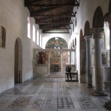 サンタ マリア イン コスメディン教会（真実の口）