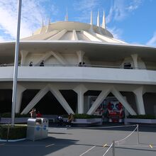 朝早い時間は待ち時間が少ないです