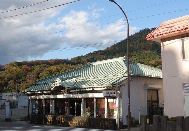 趣あるアンティークのお店