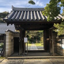 お寺の山門