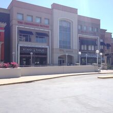 ショッピングセンターです。