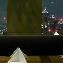 背中の景色を望遠で