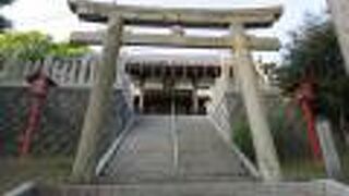 姫路城を西側から眺めます