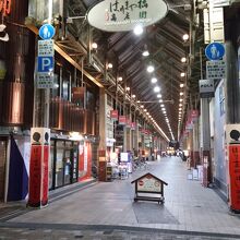 観光客が減って閑散としていた