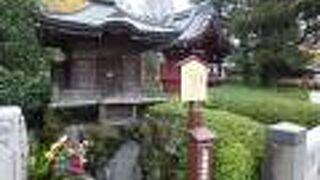 金龍のお堂と並んでいます