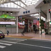 高知市中心部のアーケード商店街