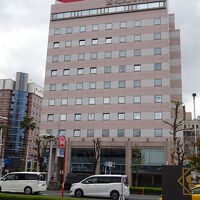 高知駅から道路を1本渡った所