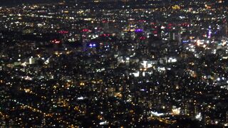 「新三大夜景」とまで言えるのかどうかはよくわかりませんでしたが