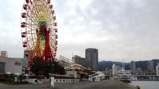 JR神戸駅から歩いていける。港の象徴。