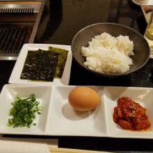 〆は玉子かけご飯もしくはしじみラーメンでした