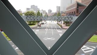 サークルウォークのある道