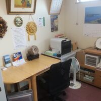 宿を入ったところにある共用のパソコン