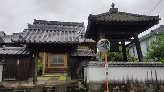 鐘楼がより高く見える