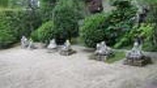 立派な山門です