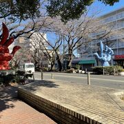 西門商店街にあります