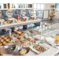 沖縄料理、有リ！朝から活力もらいました。