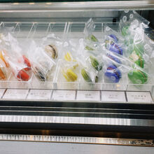 カラフルなマカロン