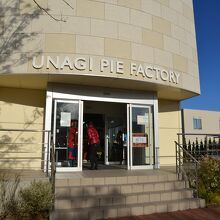 ファクトリーへの入口です。