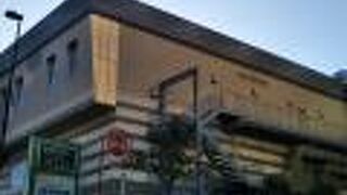 ファミリーレストランなども