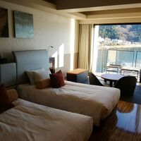 中央館“大地の塔”スーペリア座洋室３５平米416号室