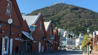 ショッピングや散策に