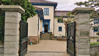 素敵な佇まいの洋館