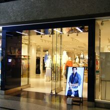 Gap/GapKids (グランフロント大阪店)