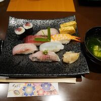 「やえびし」寿司会席・寿司