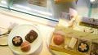 繊細で優しい雰囲気のチョコレートギフト