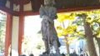 高村光雲作の龍神像「沙竭羅龍王像」