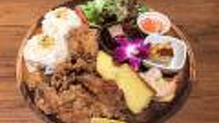 ハワイアンな雰囲気で