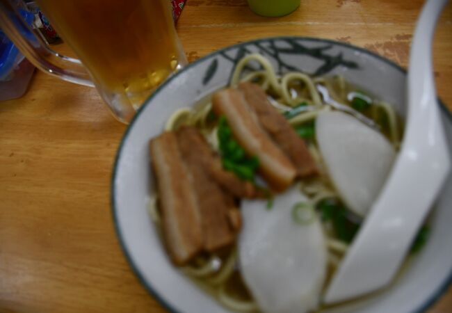 牧志仮設市場にあるご飯どころ