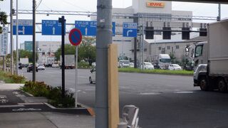 歩道も広く自転車が走りやすい