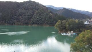 とにかく広い村