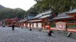 きれいな朱塗り