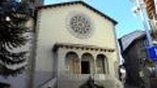 サン エステヴェ教会