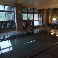 伊豆石の湯。広くて気持ちが良い。