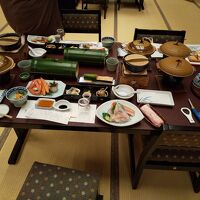 カニ料理は焼かに、刺身、しゃぶしゃぶなど沢山