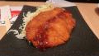 便利な立地で郷土料理を