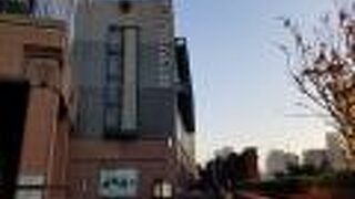 東京都写真美術館