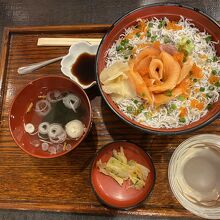 しらす丼