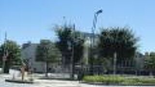 お手本はニューヨーク美術館