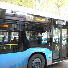 バスマップと車体の番号に目を凝らしながら