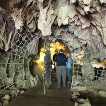 クリスタルケーブの洞窟探検