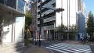 日本サッカーミュジアムがある通りです。