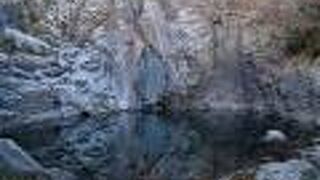 新神戸駅から15分